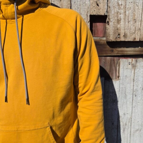 REVERSIBLE HOODIE MUSTARD - Image 3